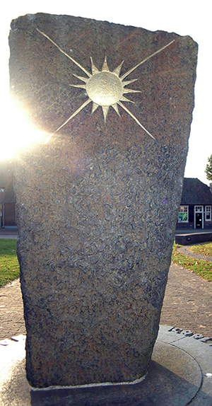 monument_web