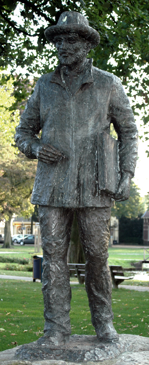 van_gogh_statue_web
