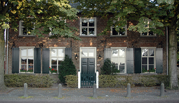 vangoghhouse_web